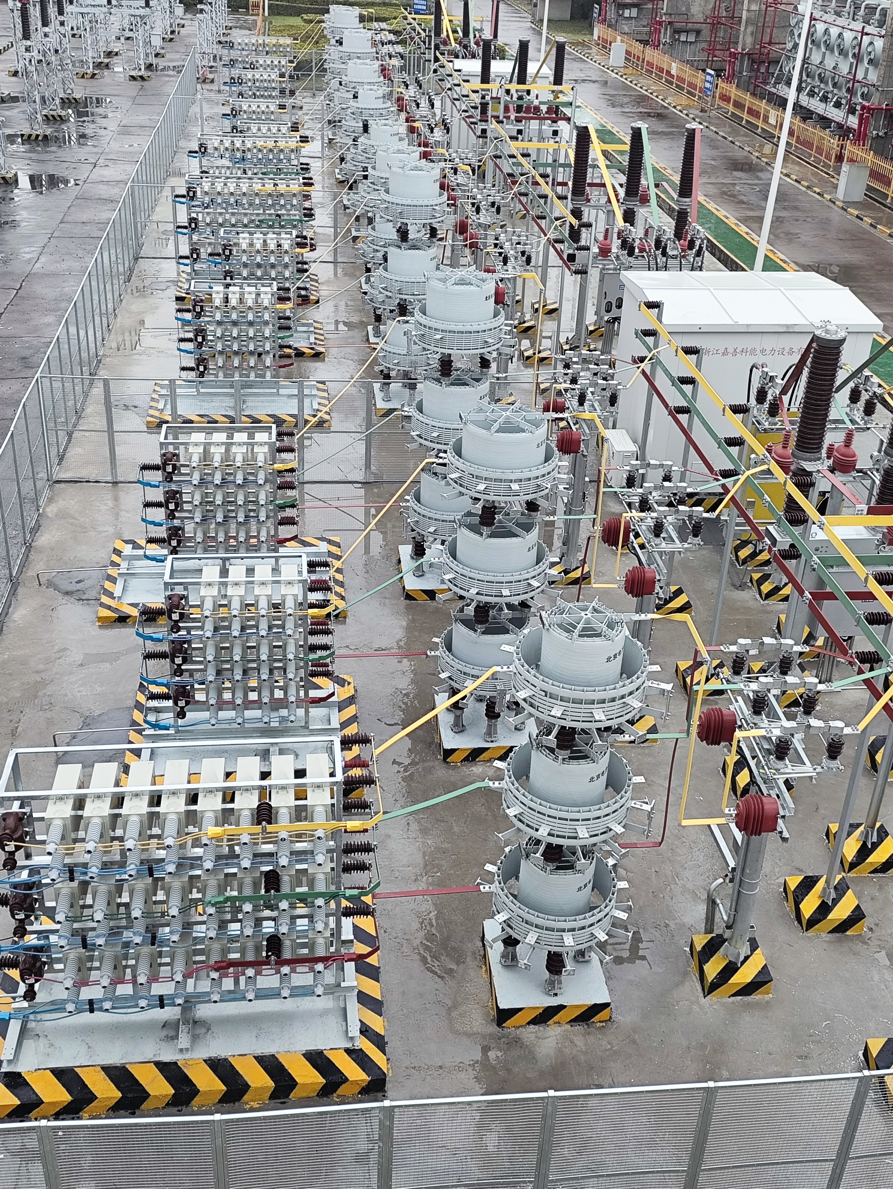 海外業務斬獲新訂單，中標阿曼多晶硅項目